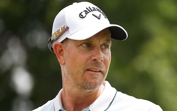 Henrik Stenson to compete at Abu Dhabi championship – against golfers he abandoned to join LIV