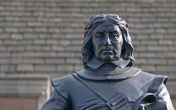 Cromwell's statue outside Parliament 